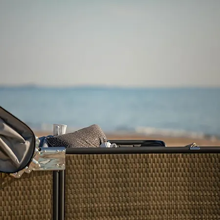 Strand Lounge Kronsgaard Buitenkant foto